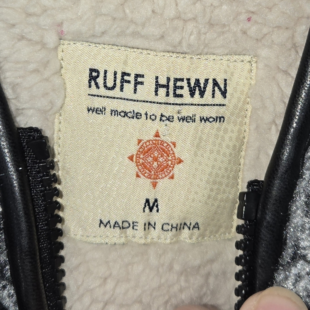 Ruff Hewn Wool Blend Gray Patterned Toggle Sherpa… - image 3